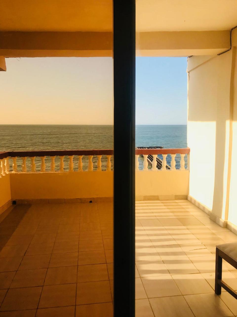 Atlanticoast Residence Bakau Esterno foto