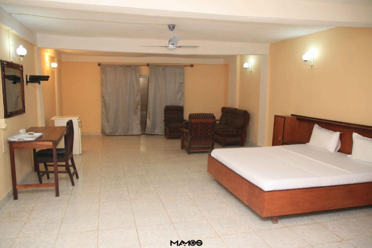 Atlanticoast Residence Bakau Esterno foto